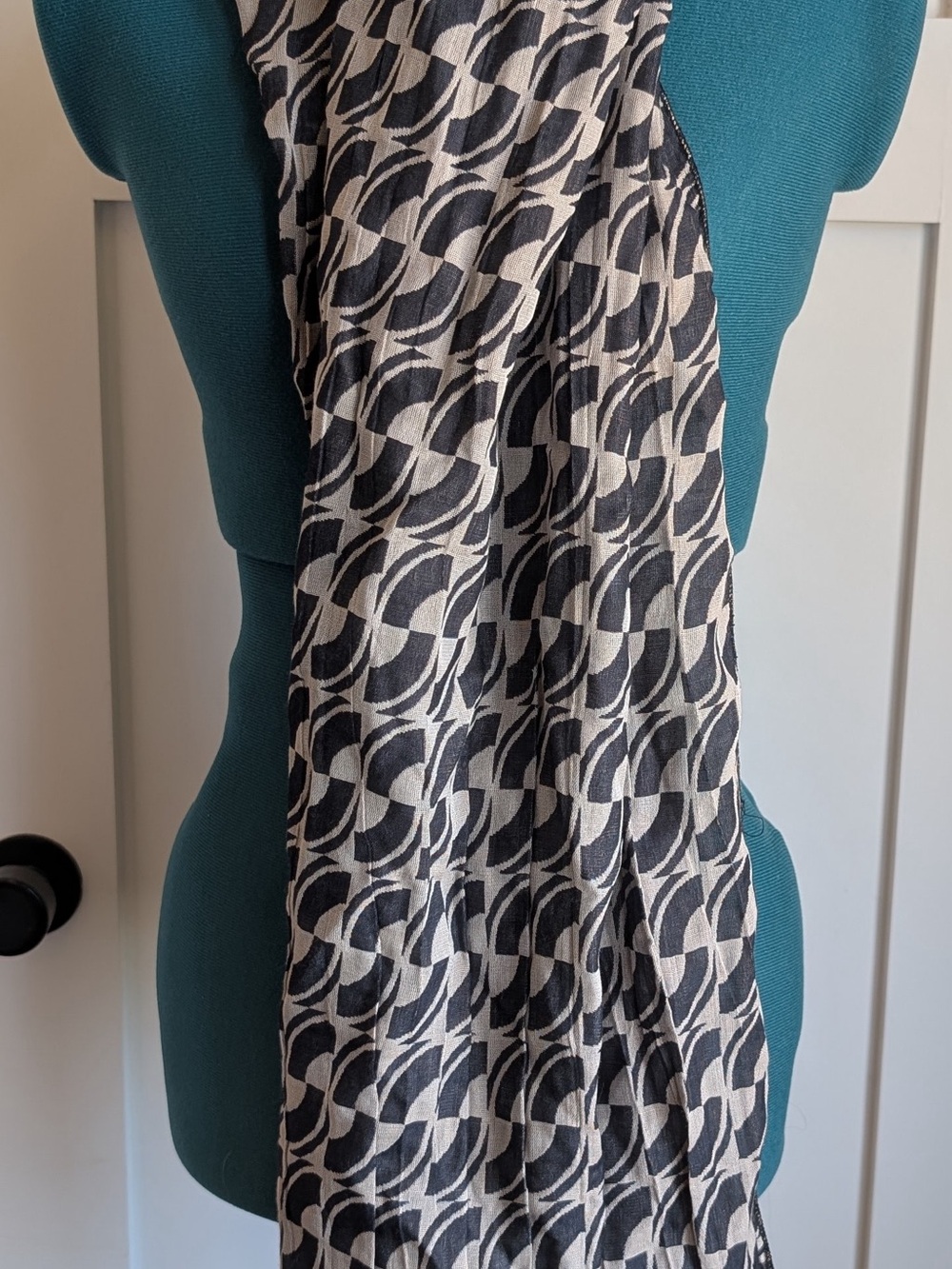 Made in Italy Geometric Print Scarf Black Beige Cotton Blend Eyelash Fringe Wrap